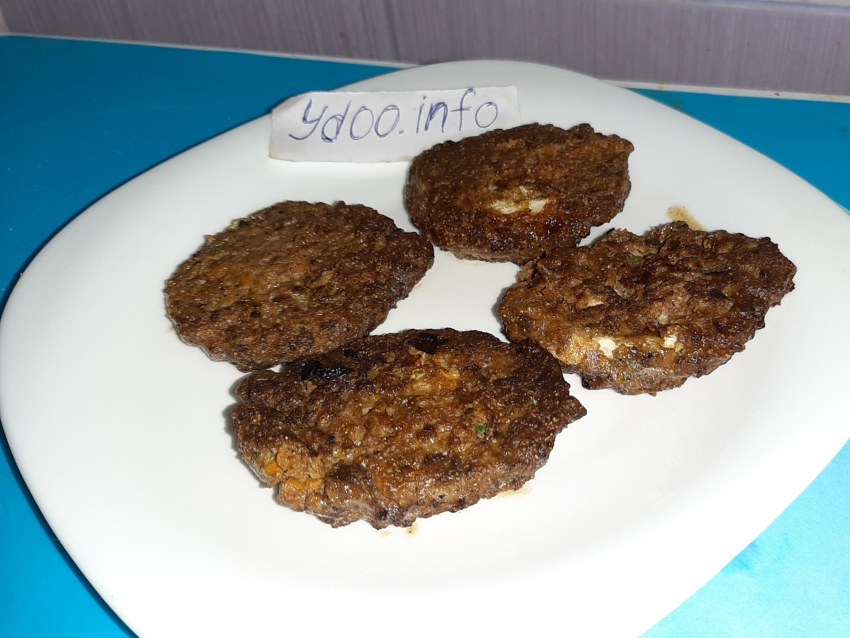Куриные котлеты с манкой