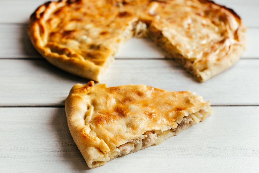 Пирог кулебяка с мясом