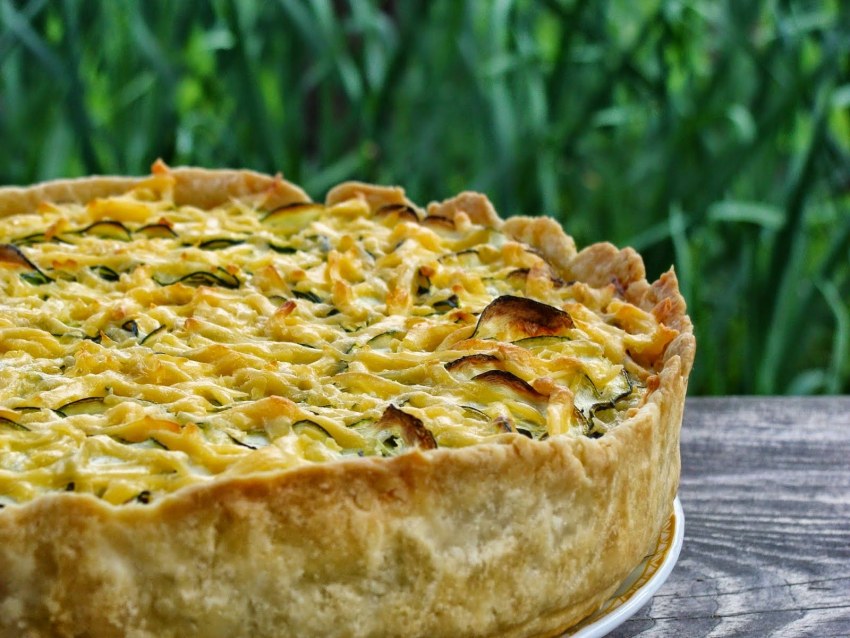 Пирог круглый с курицей