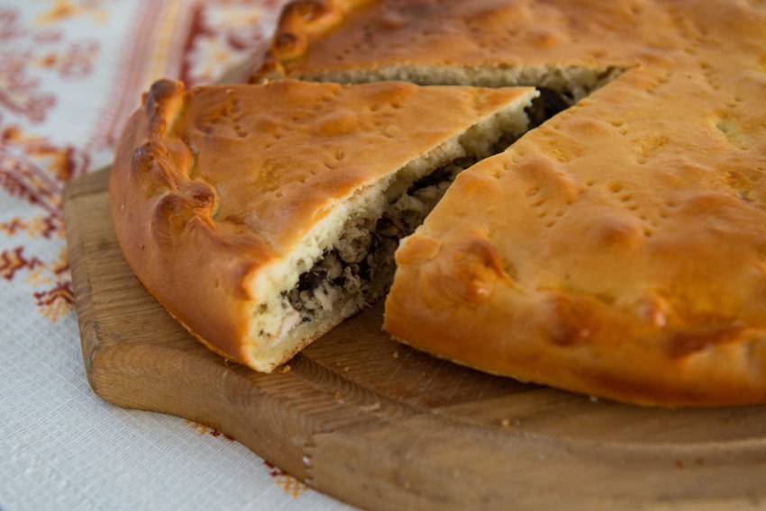 Заливной пирог с курицей и картошкой