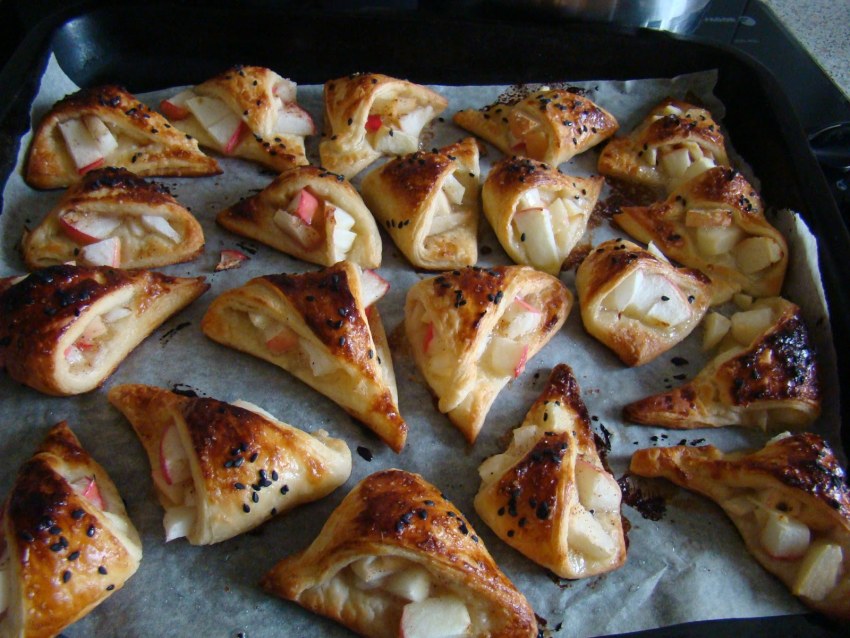 Формы слоек с яблоками