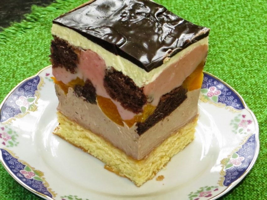 Желтые коржи для торта