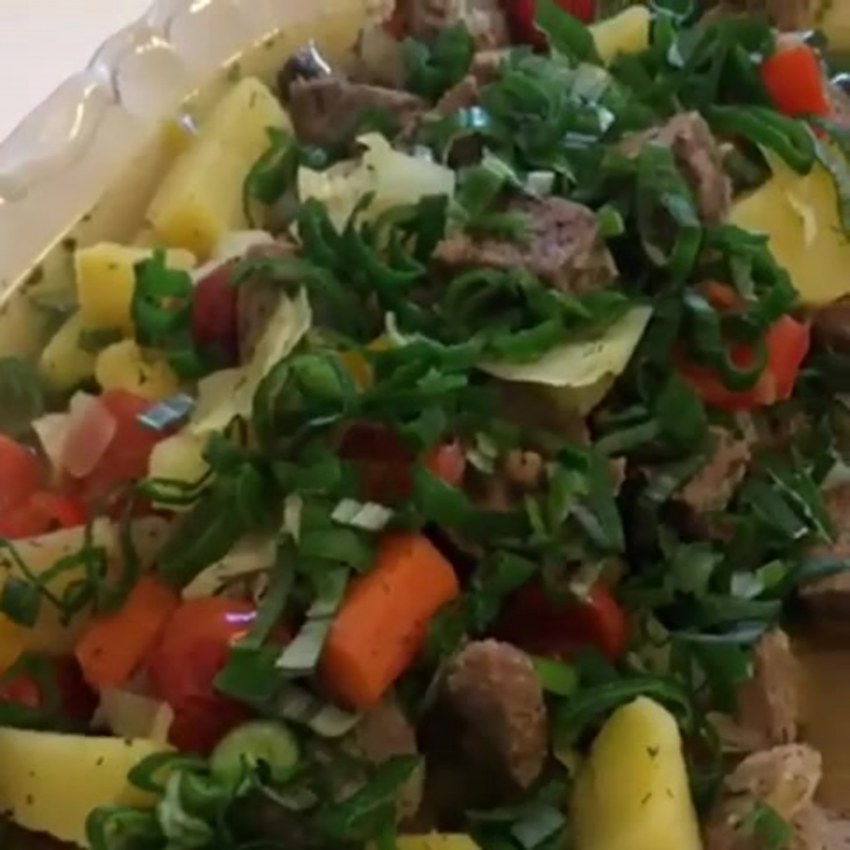 Салат с куриной печенью