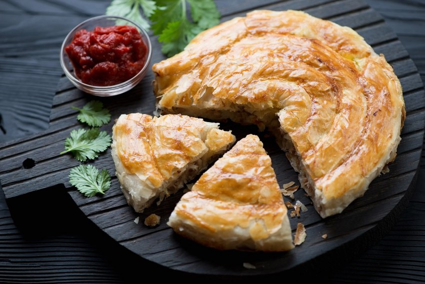 Турецкий пирог Бурек с мясом