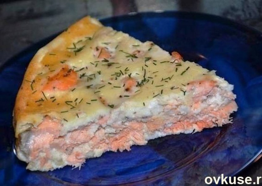 Заливной пирог с сайрой