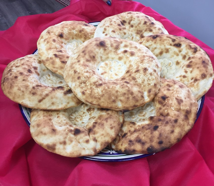 Лепешка узбекская