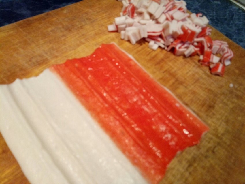 Крабовые палочки с чесночным соусом
