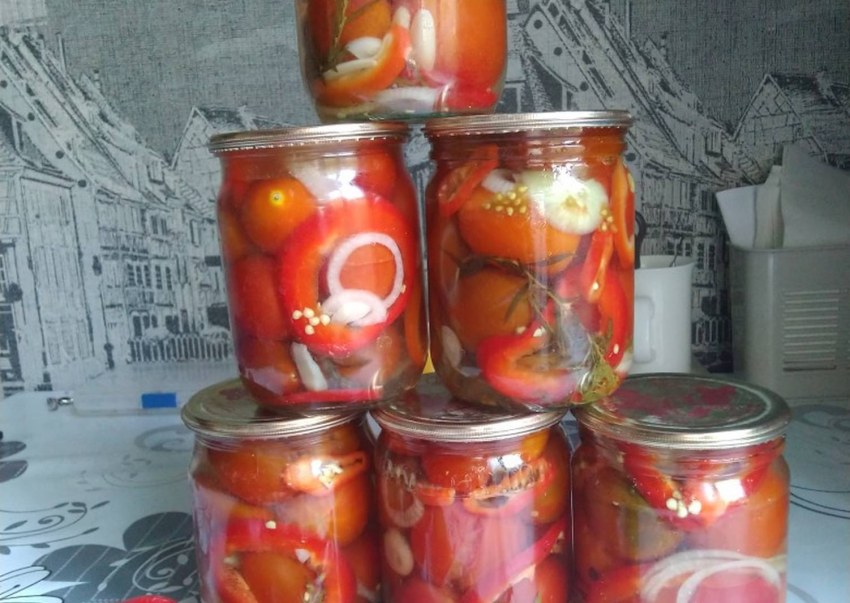 Резаные помидоры с маслом без лука