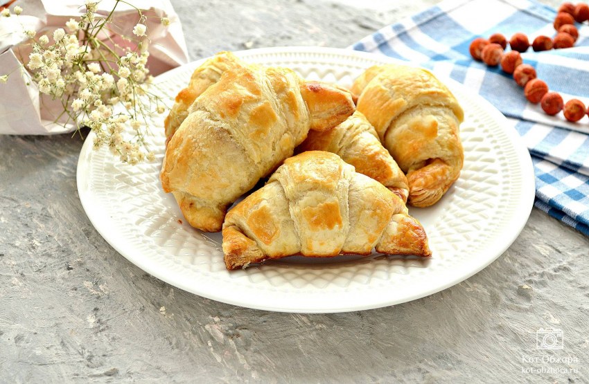 Слоеные пирожки