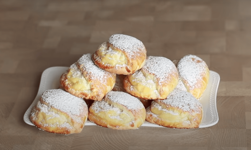 Сочники с творогом и яблоками