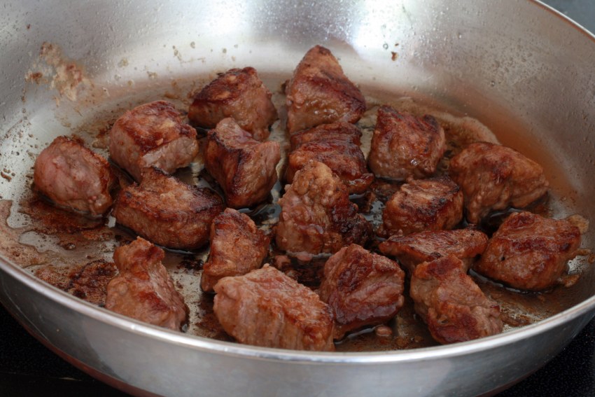 Жареное тушеное мясо