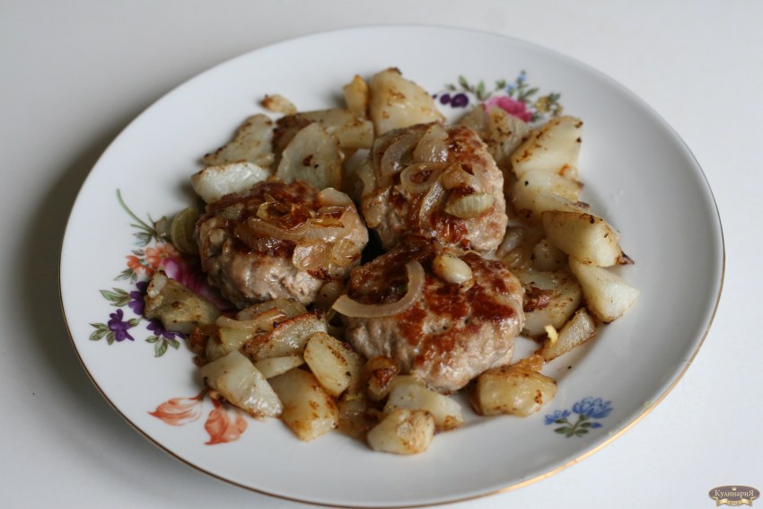 Тушеная морковь