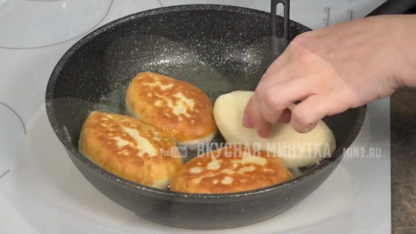 Пирожки на кефире без дрожжей