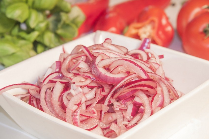 Шашлык лук кольцами