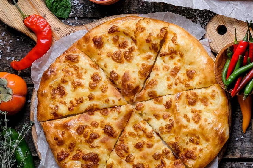 Хачапури по мегрельски в ресторане