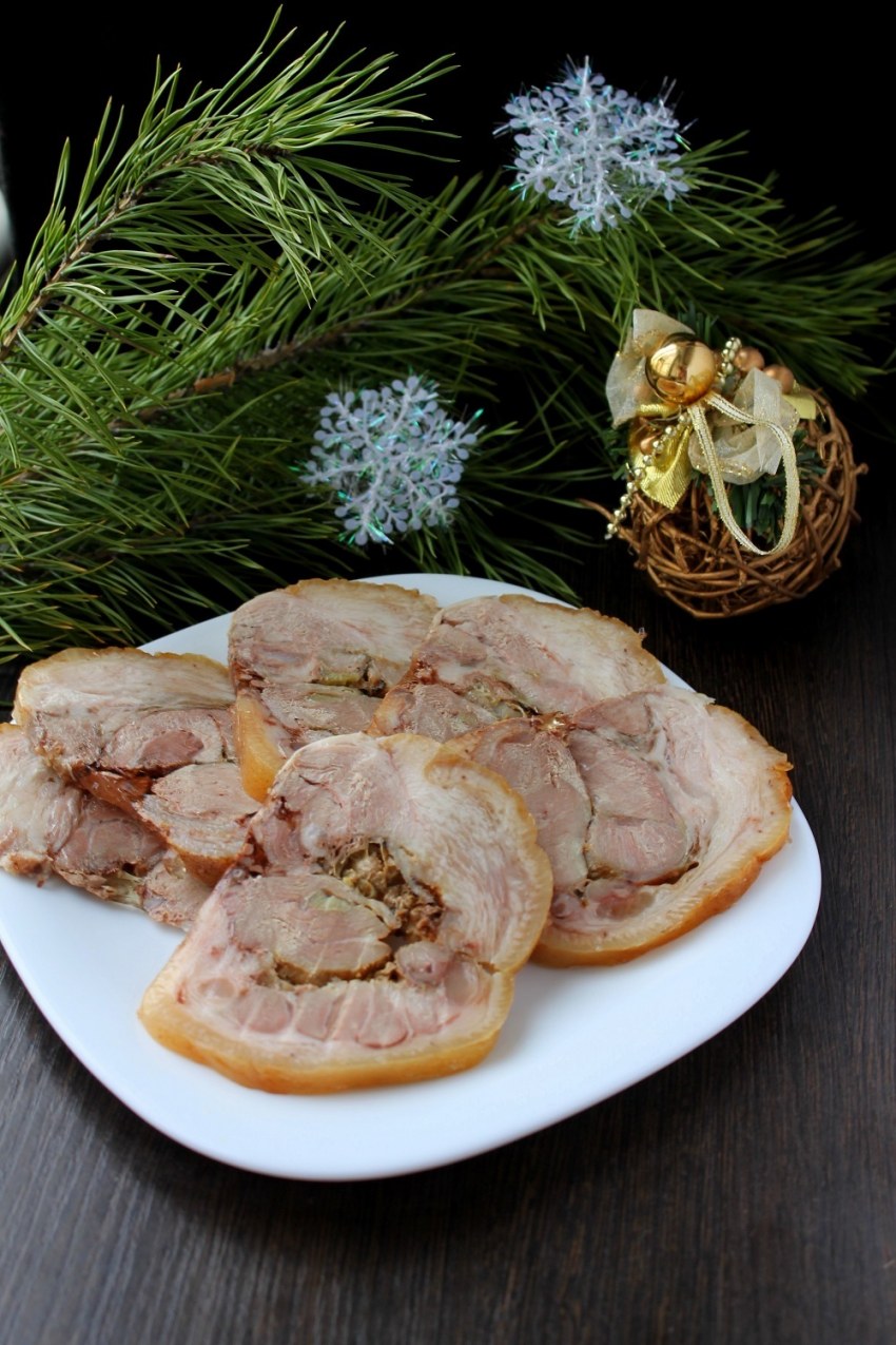 Закуска из рульки