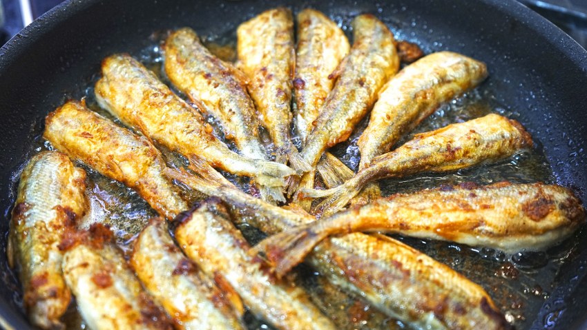 Корюшка рыба жареная