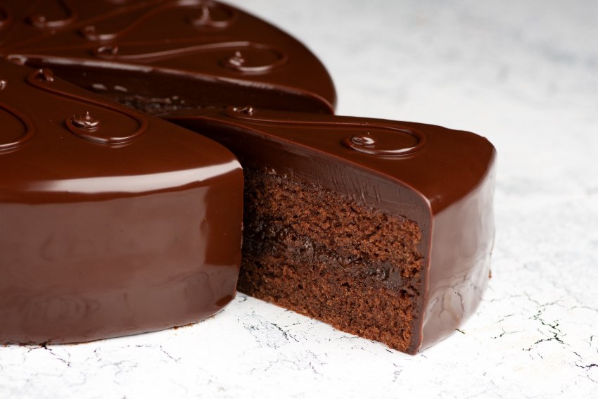 Торт Захер (Sachertorte).