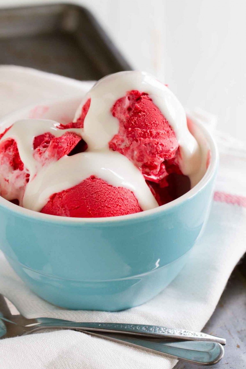 Rocky Road Ice Cream baskin Robbins
