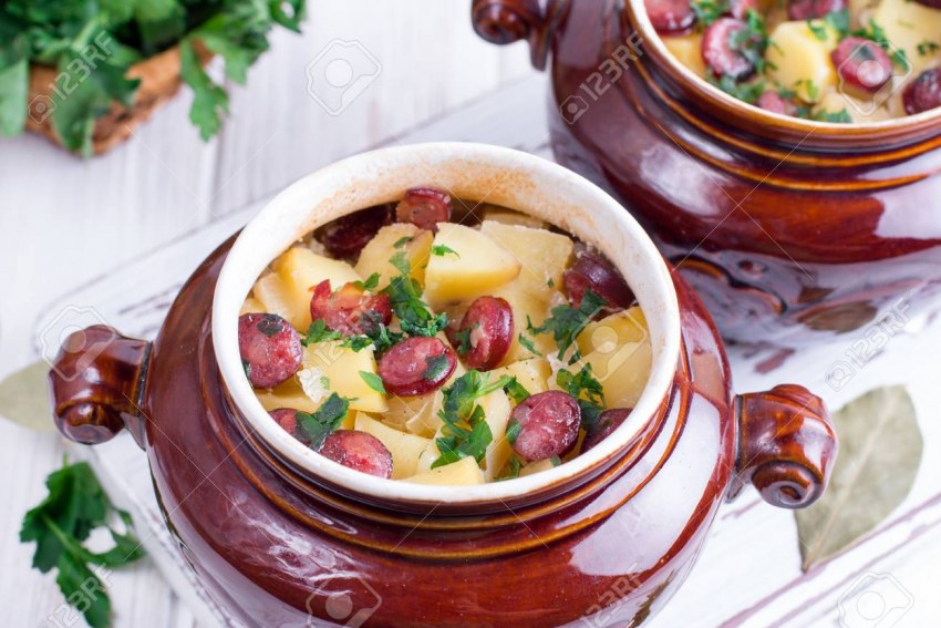 Картофель с колбасками