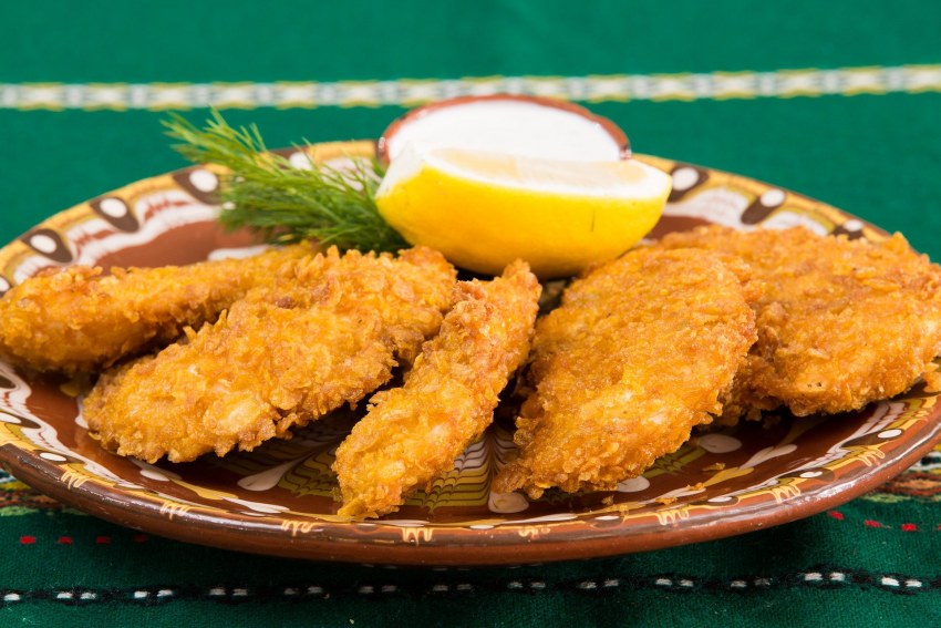 Куриный шницель в кляре