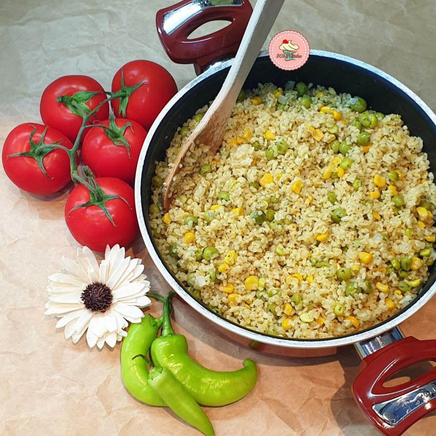 Табуле с цветной капустой и соевым мясом
