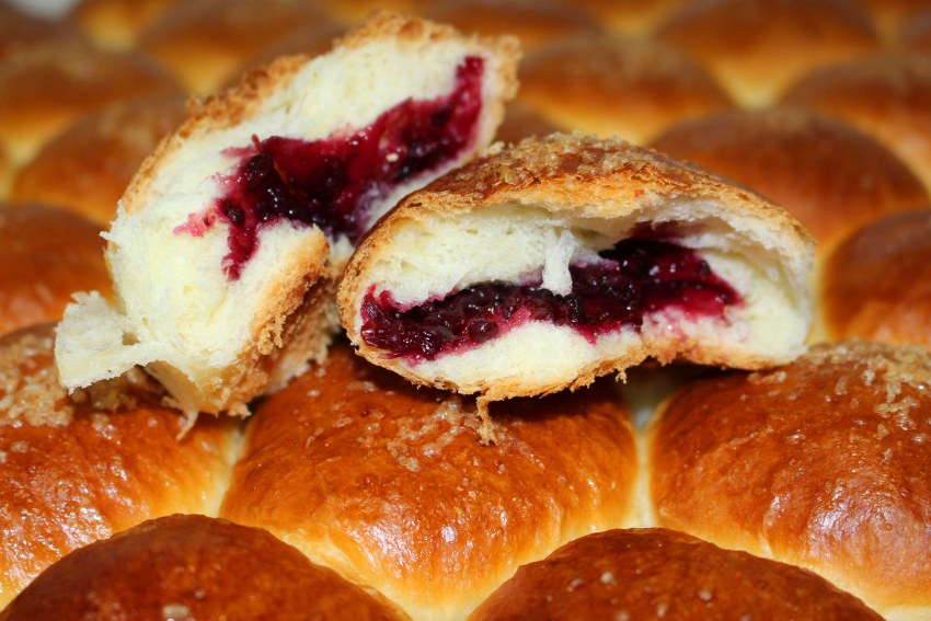 Булочки с джемом