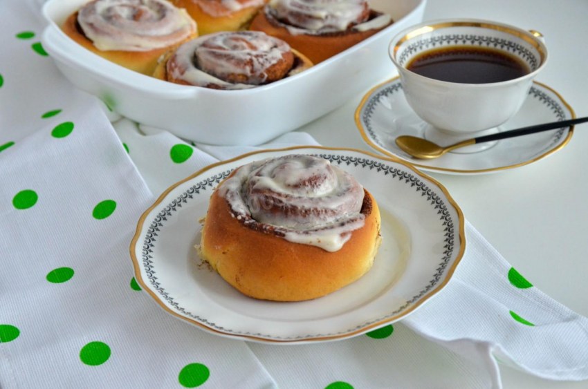 Cinnabon Roll