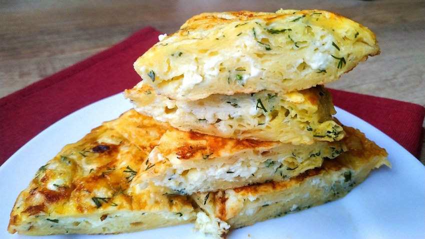 Лаваш с сыром и зеленью