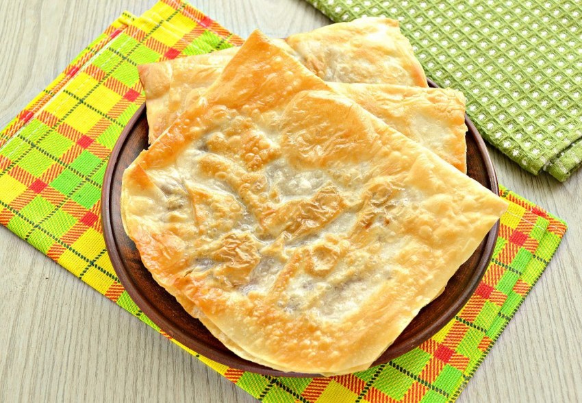 Лаваш с сыром на сковороде