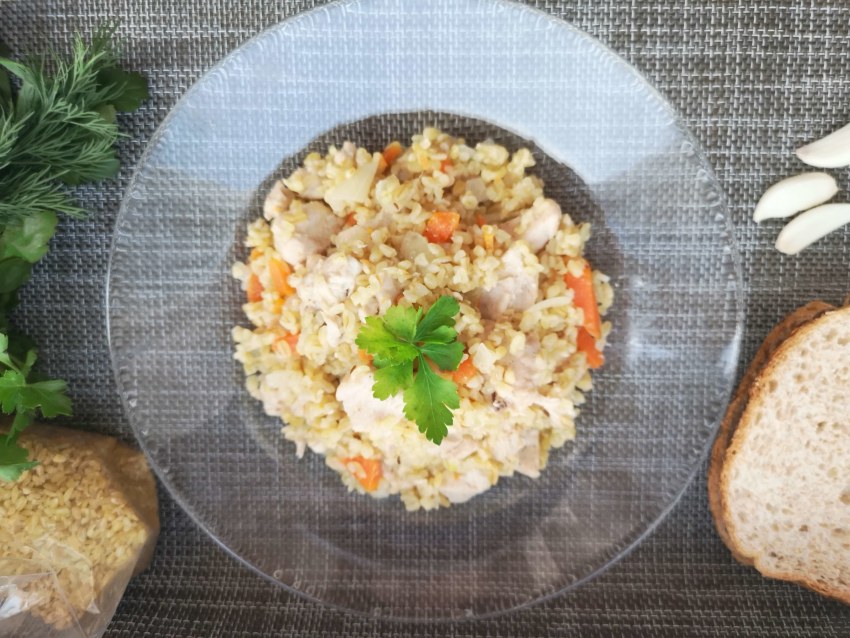 Булгур с кабачками и морковью