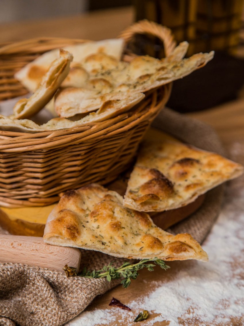 Фокачча (Focaccia) с розмарином