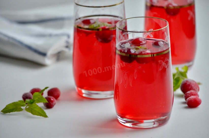 Пряный клюквенный морс