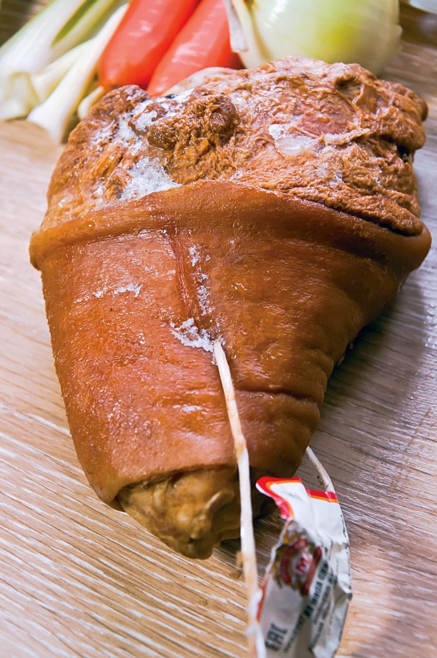 Свиная рулька икеа