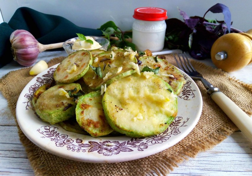 Патиссоны колючие