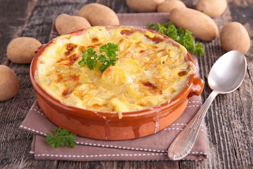 Гратен с грибами и фаршем