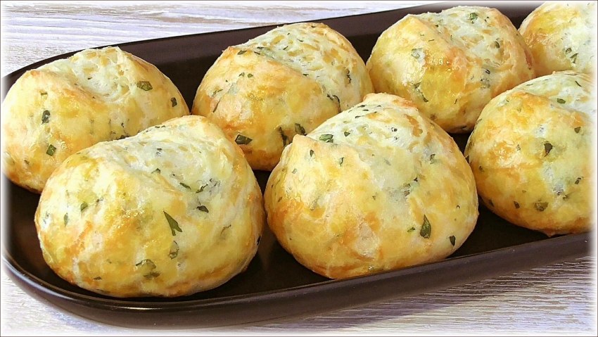 Булочка с сыром