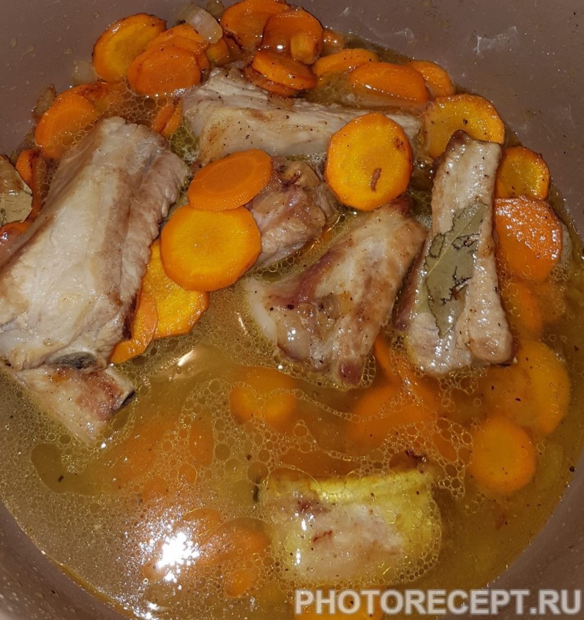 Тушёные рёбрышки с картошкой