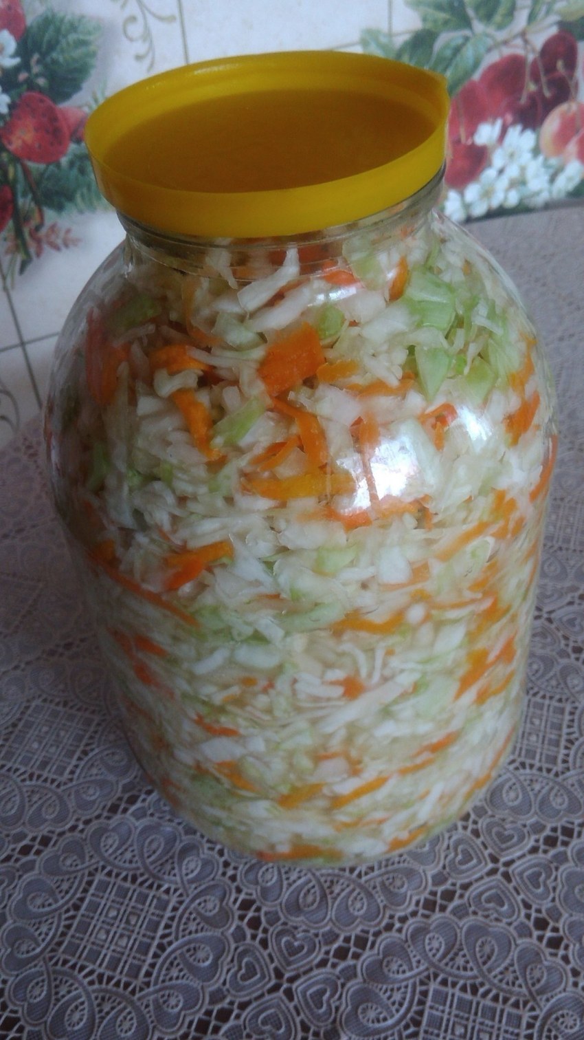 Банка для засолки капусты