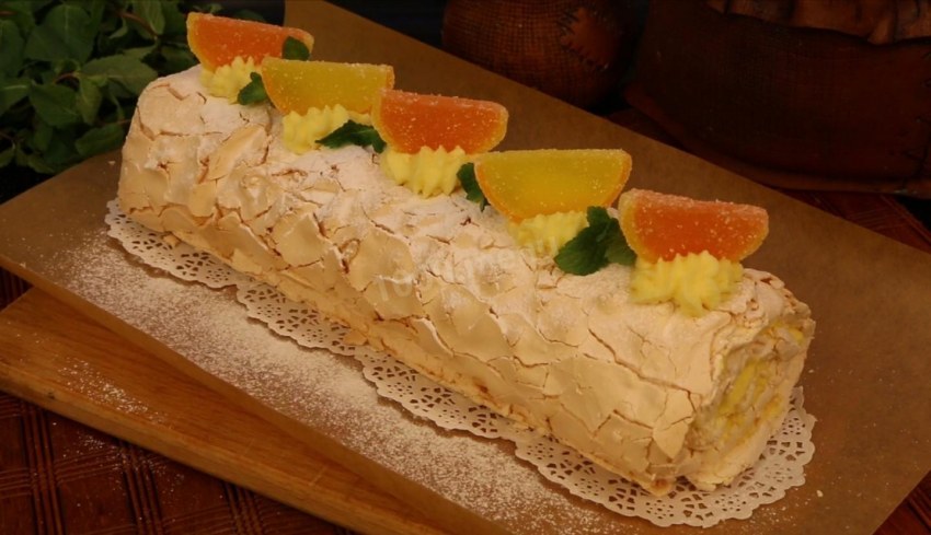 Меренговый рулет манго маракуйя