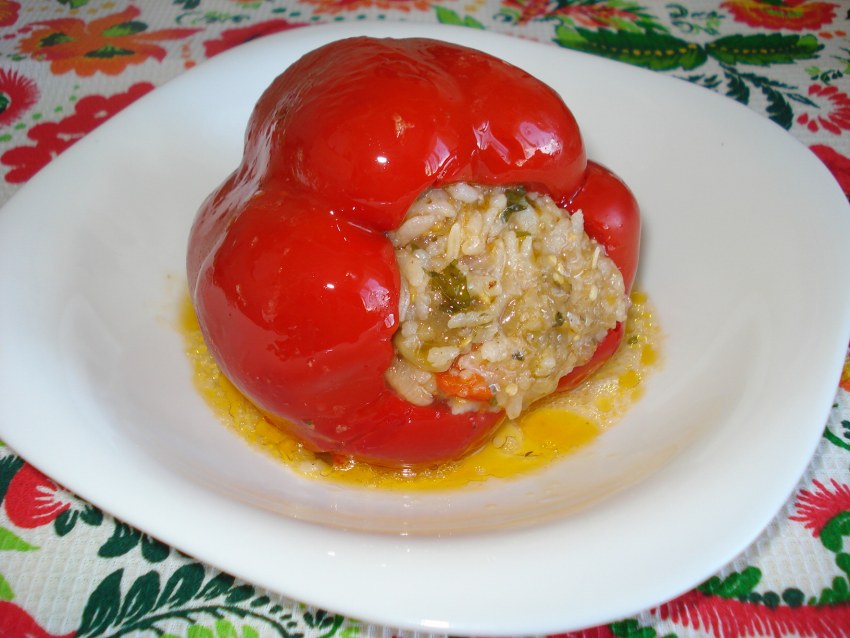 Перец фаршированный мясом