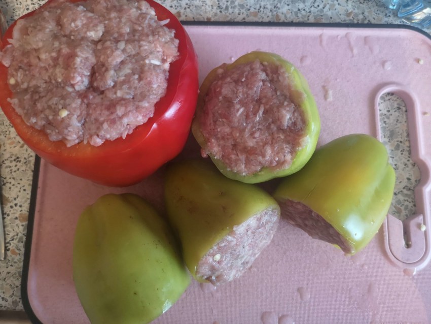 Перцы фаршированные булгуром и грибами