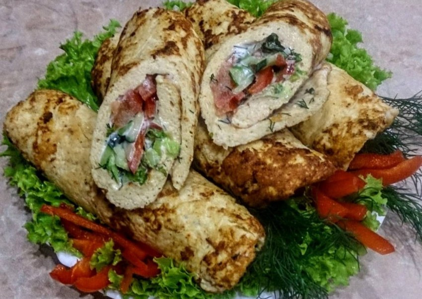 Куриный рулет с фаршем