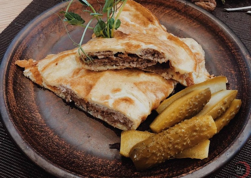 Бризоль с грибами и сыром