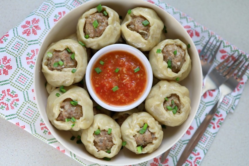 Хушан (таджикские манты с нутом)