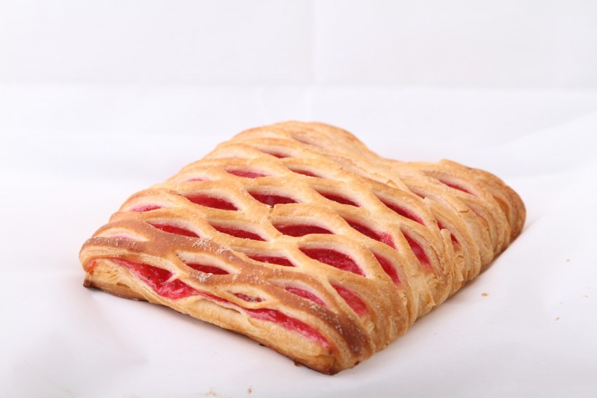 Слойка с джемом