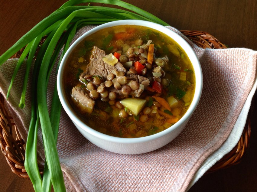 Чечевица с мясом