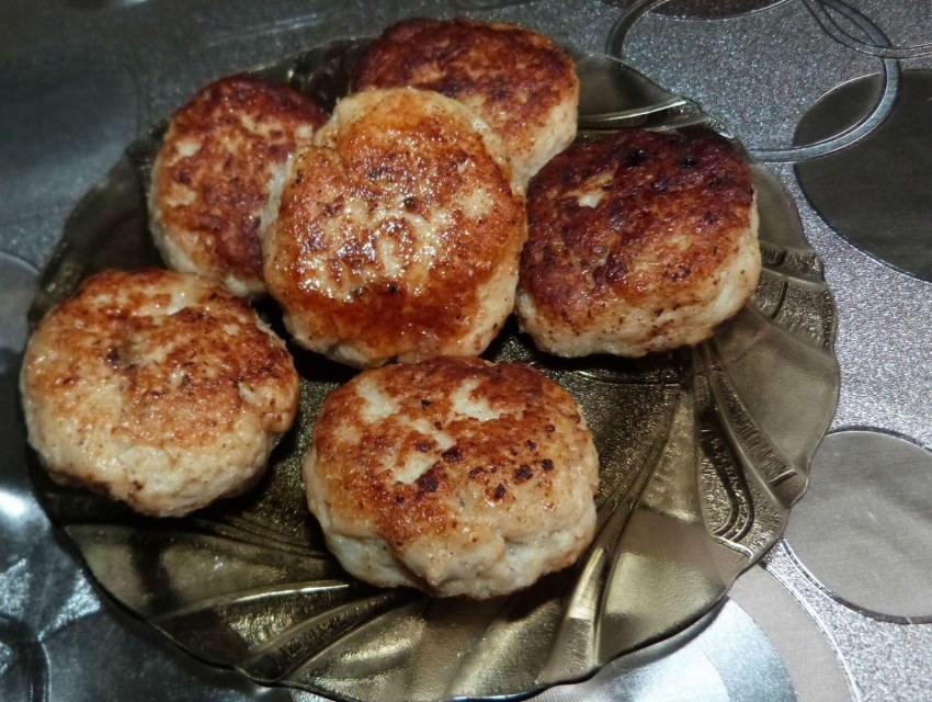 Котлеты с манкой и картошкой