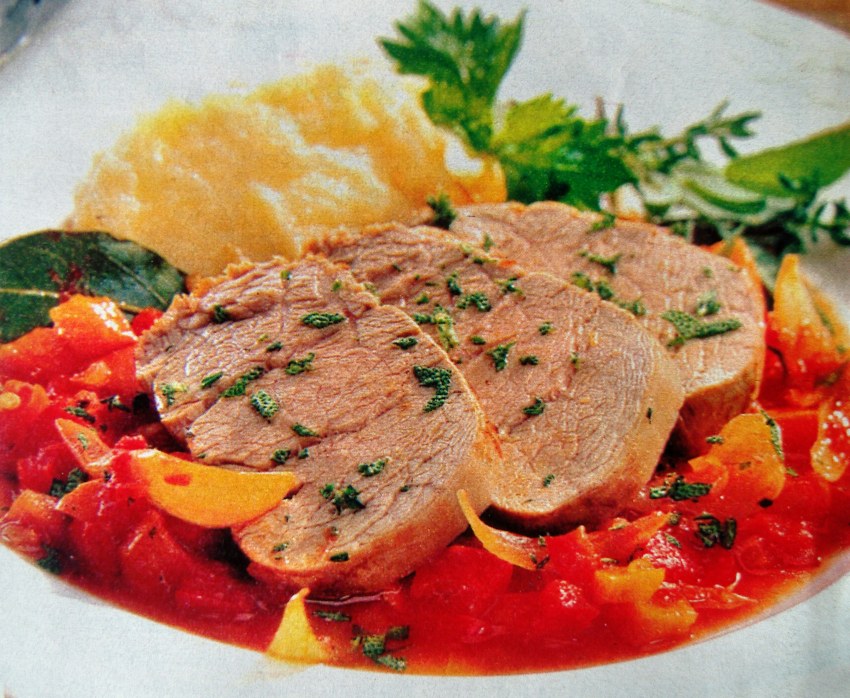 Мясо отварное с гарниром