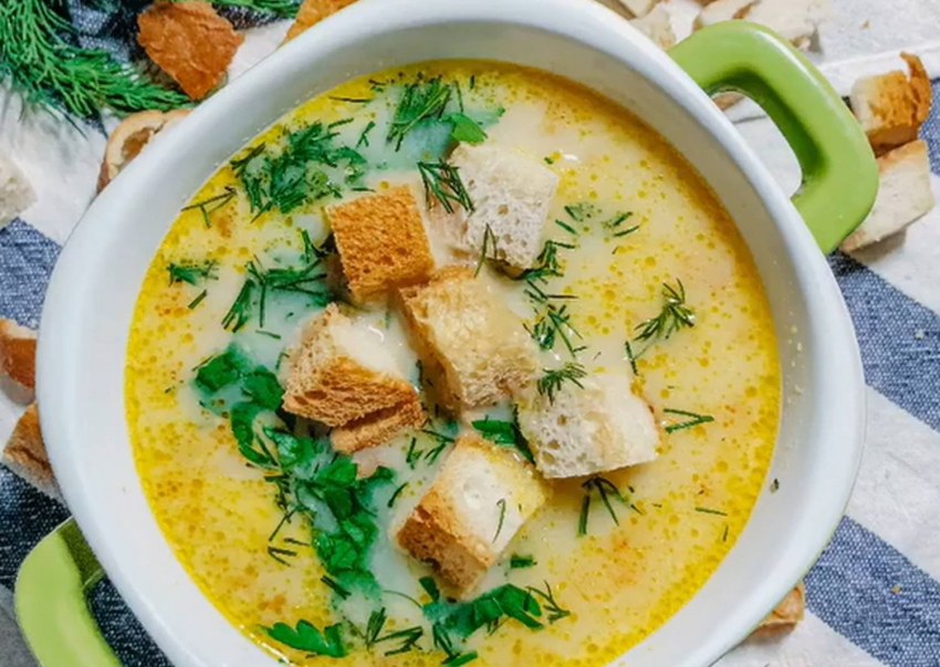 Суп вермишелевый с курицей и яйцом